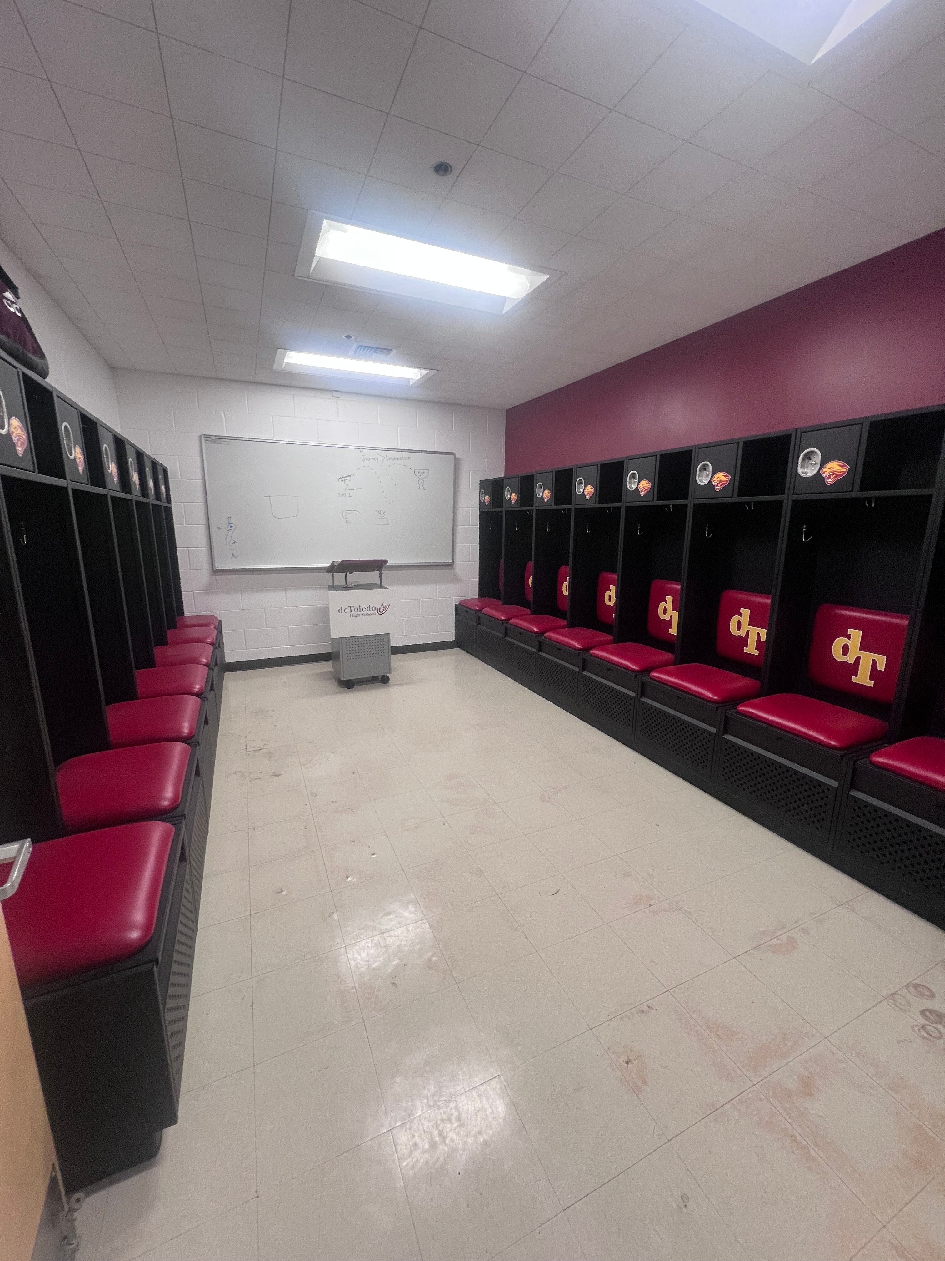 De Toledo High School 1